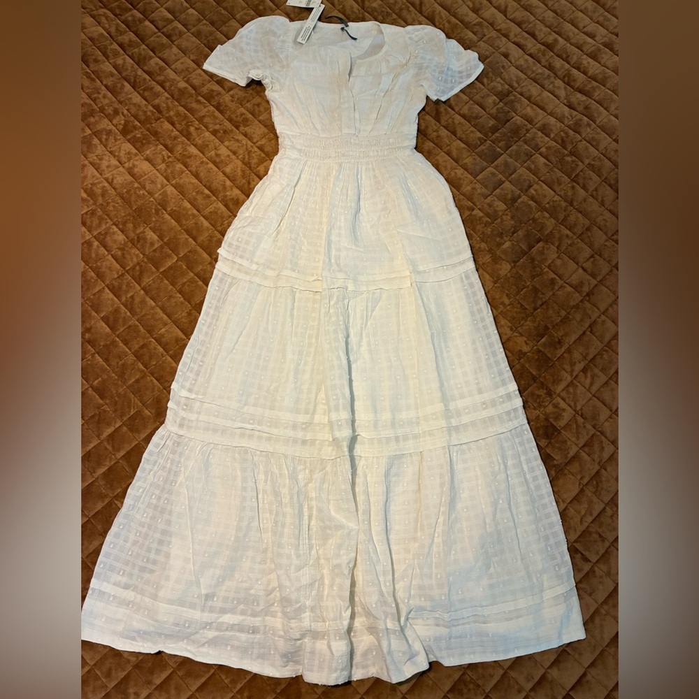 The Somerset Maxi Dress: Dobby Edition - Picture 5 of 7
